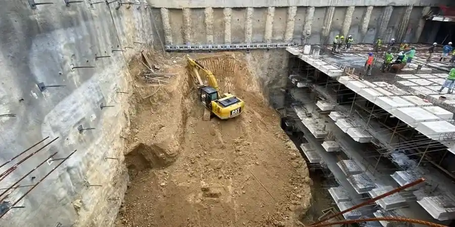 Geotechnische Bemessung tiefer Baugruben in Regensburg